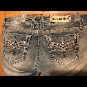 ***SOLD*** Rock Revival Ankle Skinny Celinda